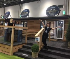 girl posing in front of lago lodge